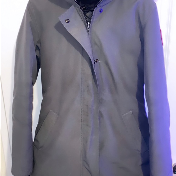 COPY - Canada Goose Parka - Picture 1 of 9